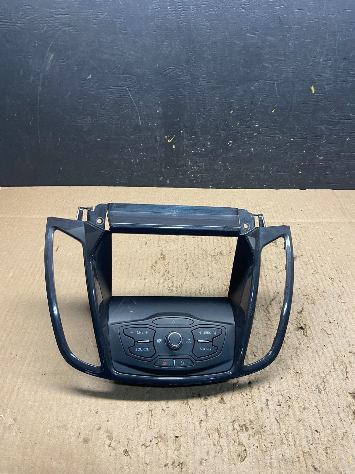 2013 2014 2015 2016 Ford Escape Dash Radio Control Panel Bezel q1064 DG0
