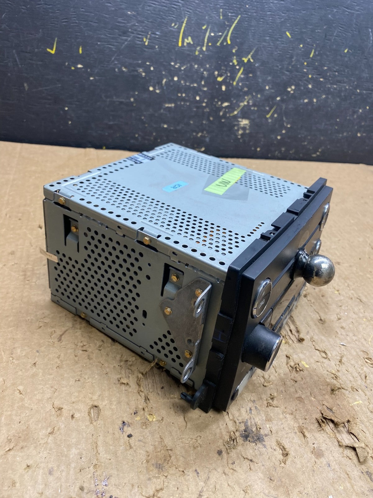 Ford 6 CD Radio Audio AM/FM Receiver  OEM z7501 DG2