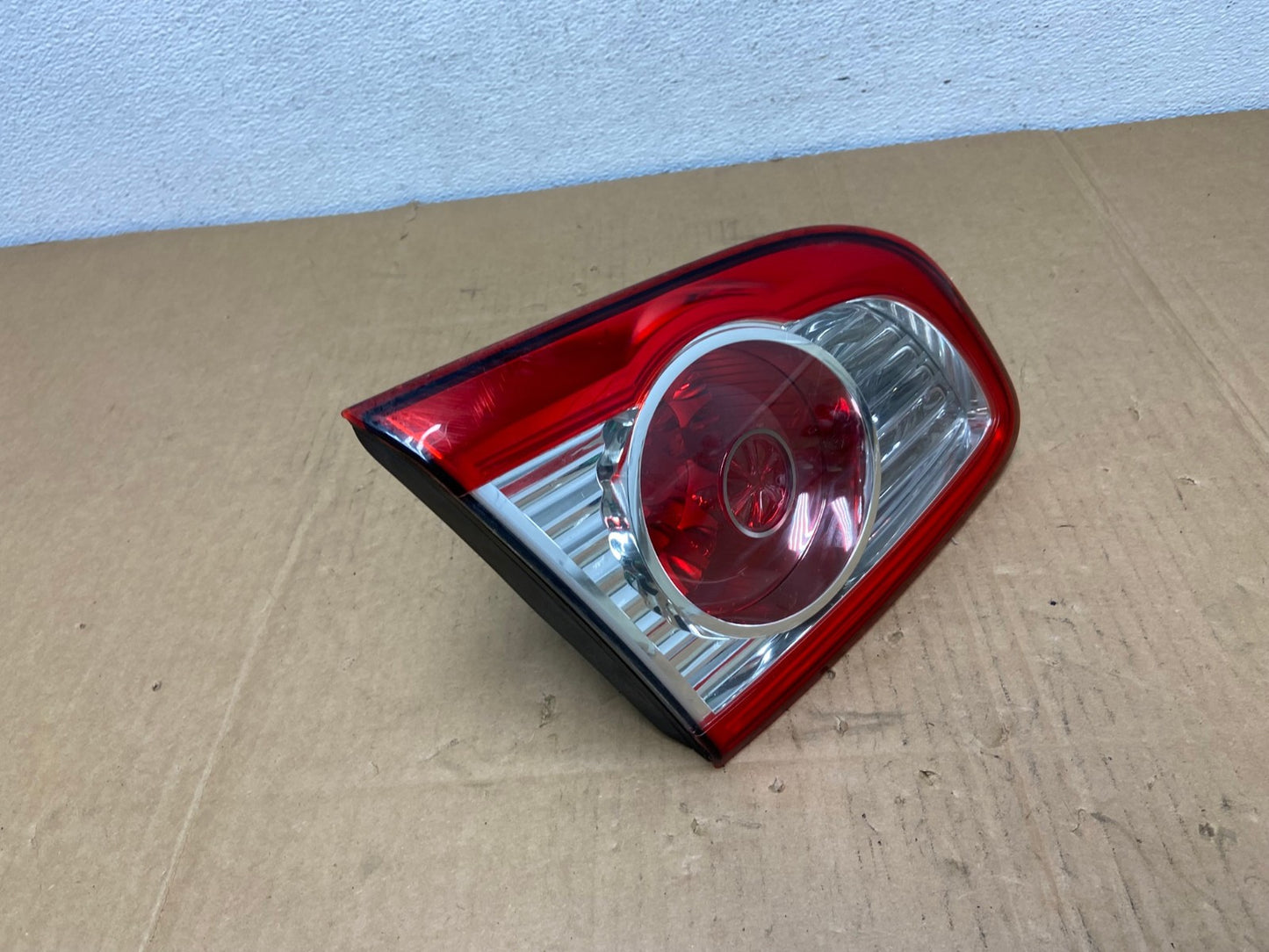 2010-2012 Hyundai Santa Fe Left Driver LH Inner Tail Light AC7563 LK2