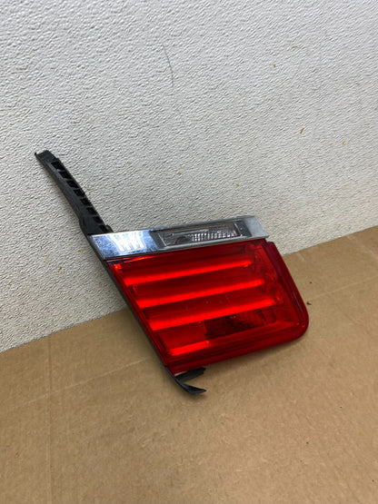 2009-2012 BMW 7-Series F01 F02 750i 750Li Left Driver Inner Tail Light O6686 DW2