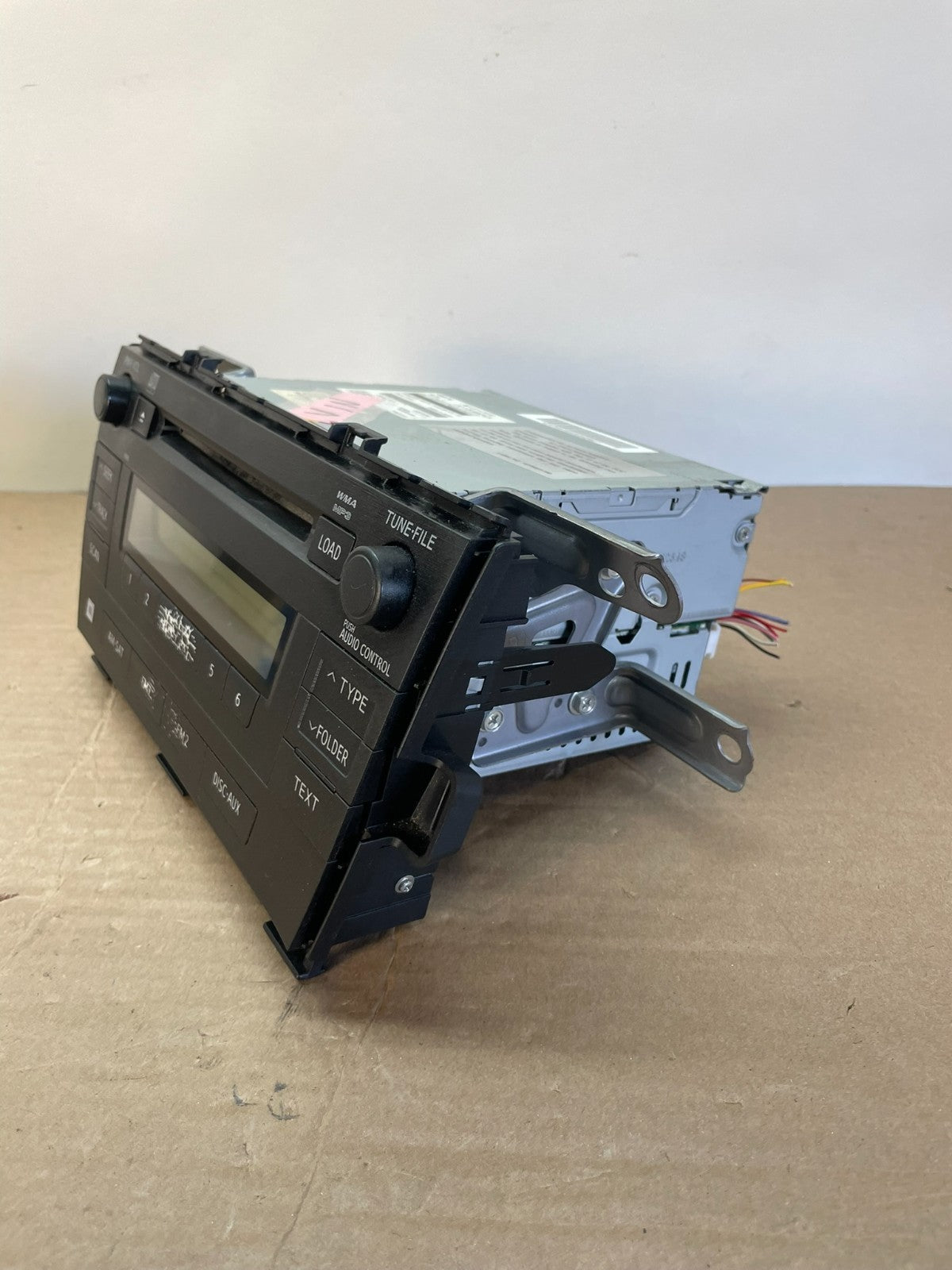 2010 to 2011 Toyota Prius Radio Stereo Receiver Aux Disc CD Player ai0542 DG2