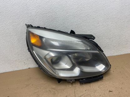 2016-2018 Chevrolet Equinox Right Passenger RH Halogen Headlight AG5548 DW0