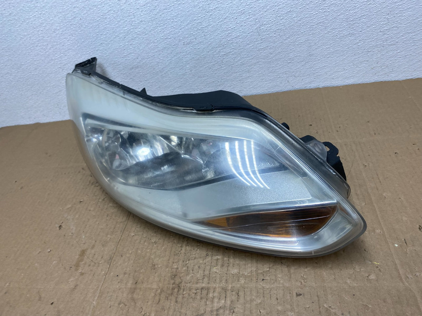 2012 2013 2014 Ford Focus Right Passenger Rh Side Headlight Oem AB8412 DW1
