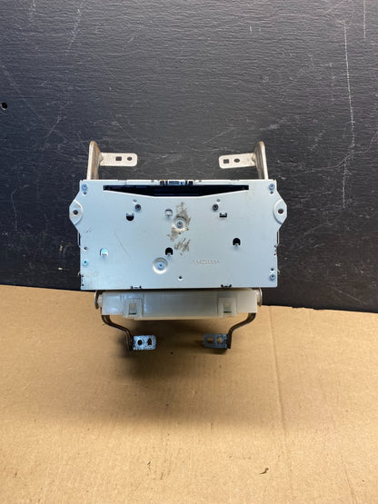 2013 - 2016 Nissan Pathfinder Radio AM/FM Receiver AE7401 DW0