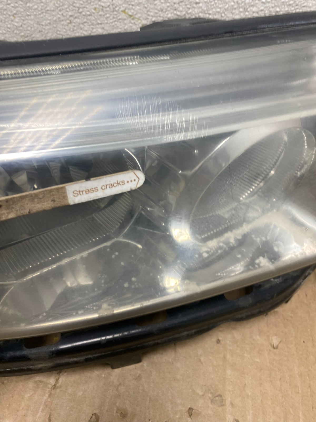 2006-2008 Subaru Forester Right Passenger Rh Headlight Halogen TYC T5672 DW6