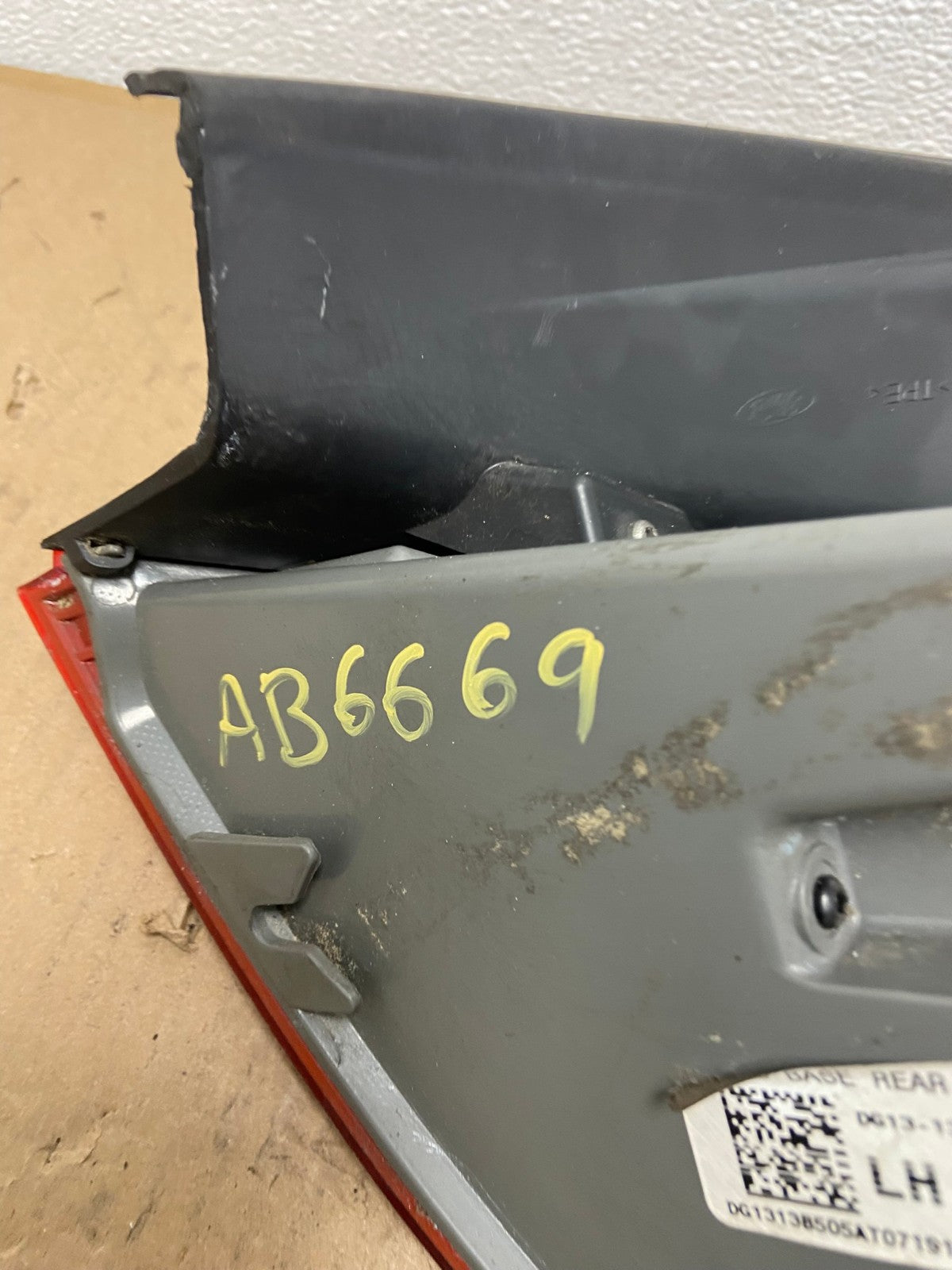 2013-2019 Ford Taurus LED Left Driver Lh Side Tail Light OEM AB6669 LK6