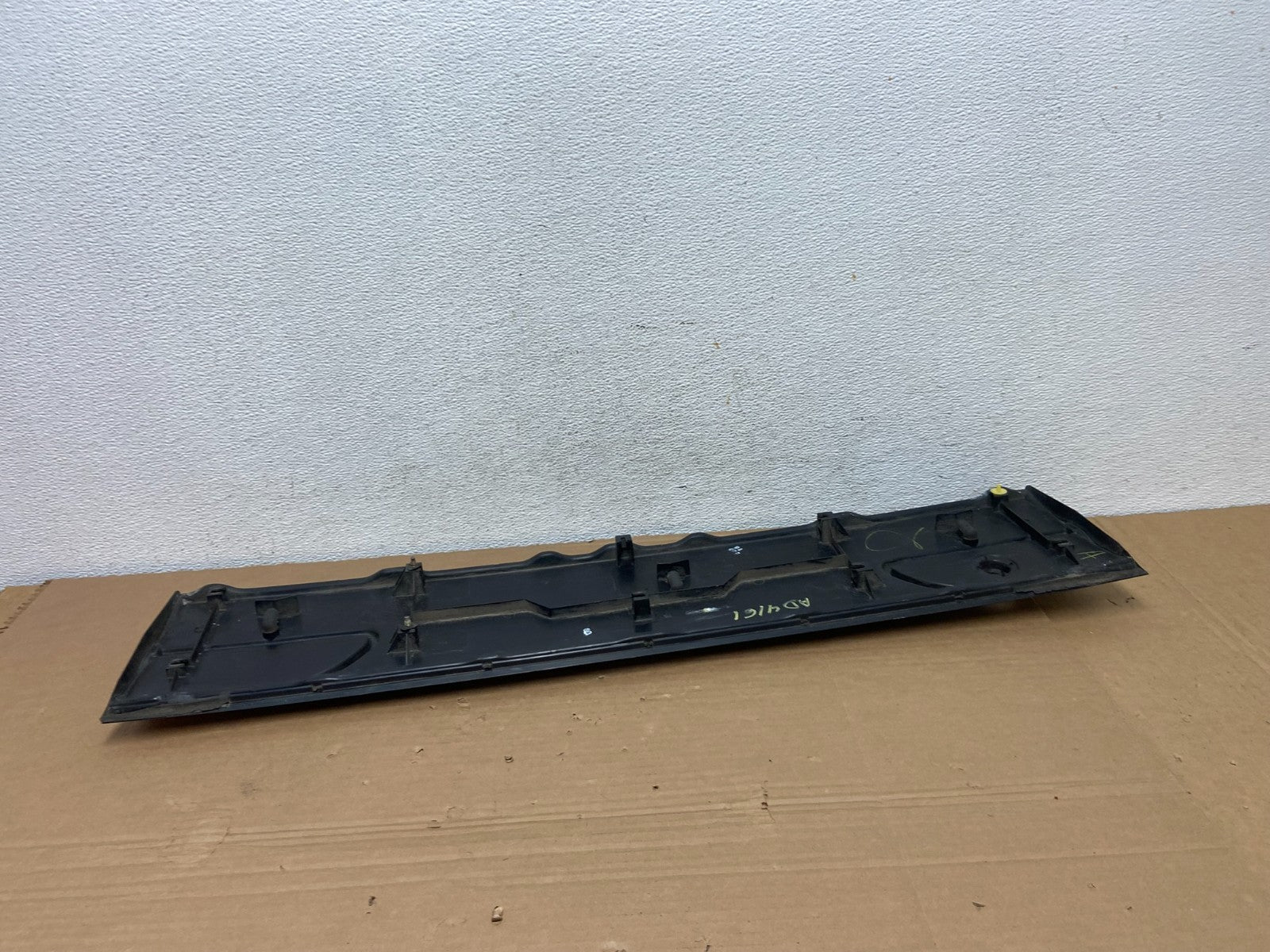 1996 1997 Toyota Corolla Center Trunk Rear Tail Light AD4161 DG5