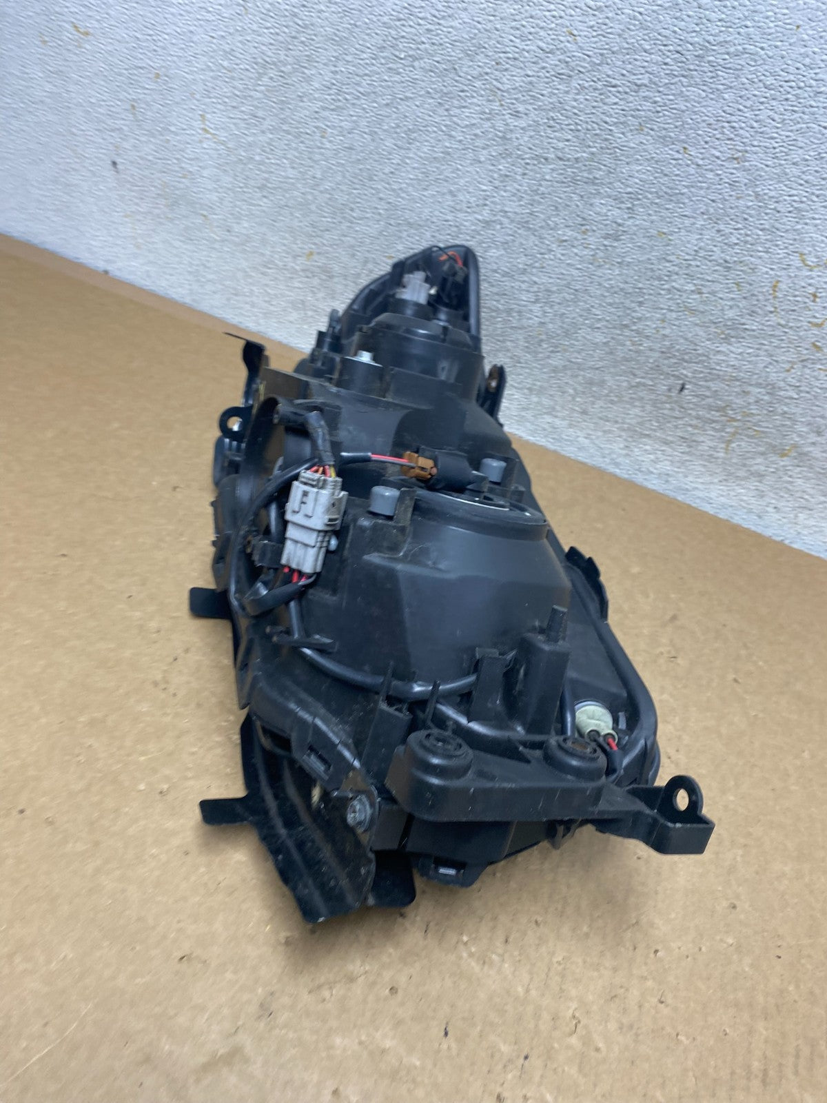 2006 2007 2008 Subaru Forester Left Driver LH Headlight Halogen AI3464 DW5