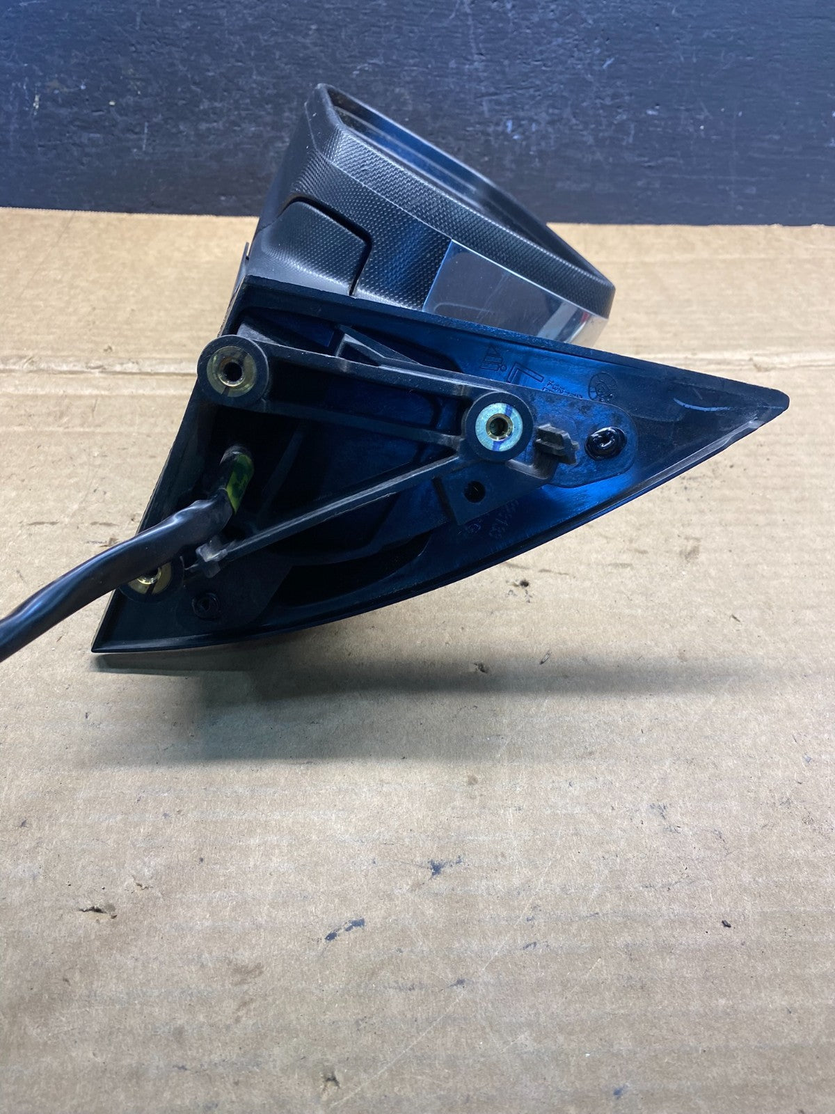 2010 to 2014 Chevrolet Equinox Left Driver Heated View Door Mirror ad3397 DG4