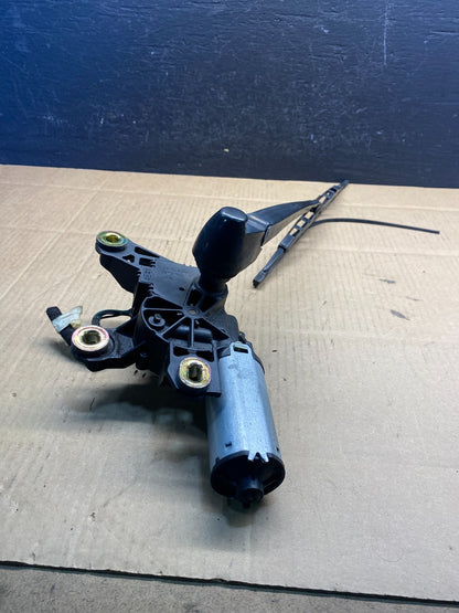 2001 to 2006 Volkswagen Golf Rear Windshield Wiper Motor AD5034 DG4