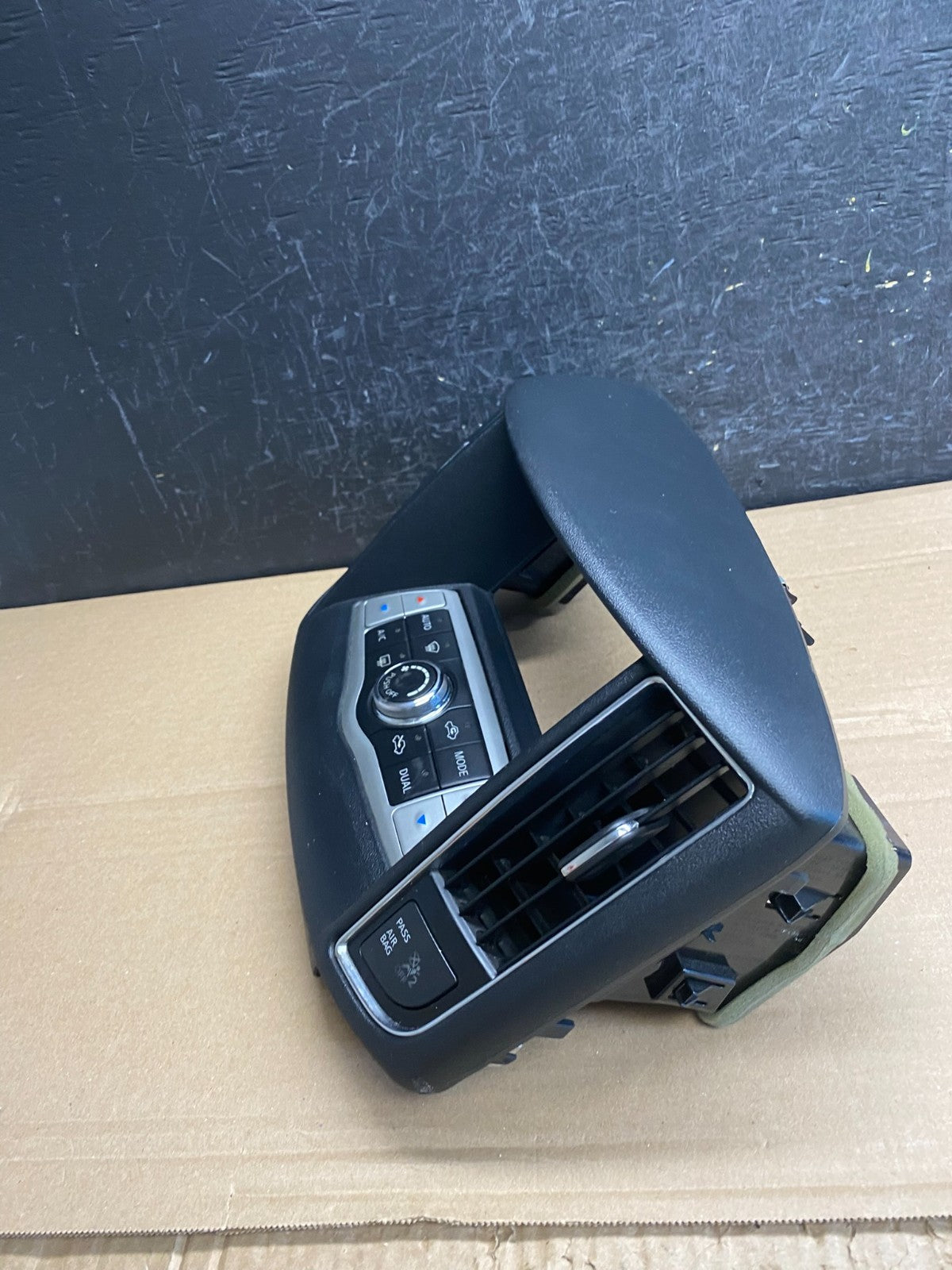 2009-2014 Nissan Maxima Center Console Climate Control Radio Bezel AF6537 DG2