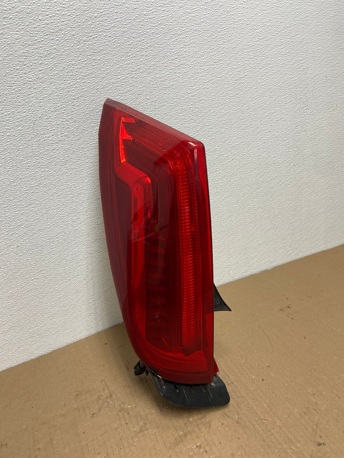 2013 to 2017 Cadillac XTS Left Driver LH Tail Light AB6483 LK2