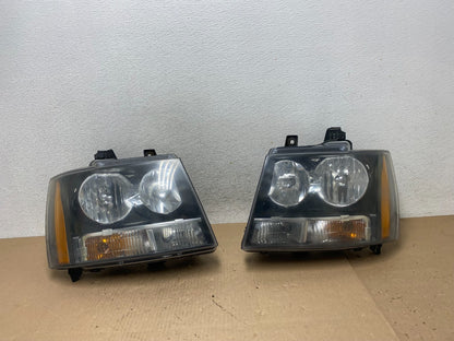 2007 to 2013 Chevrolet Suburban Tahoe Left+Right Set Headlights AG5801 DW0