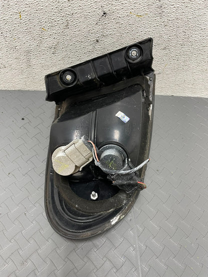 1998 - 1999 Ford Taurus Wagon Right Passenger RH Side Tail Light A3952 DG1 Oem6
