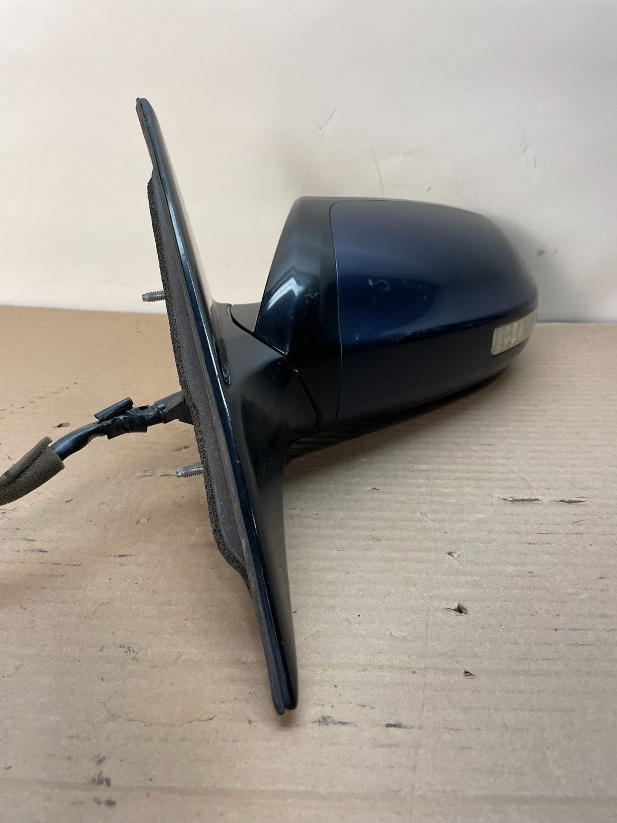 2009 to 2014 Nissan Maxima Left Driver Side View Door Trn Sig Mirror ah8724 DG1