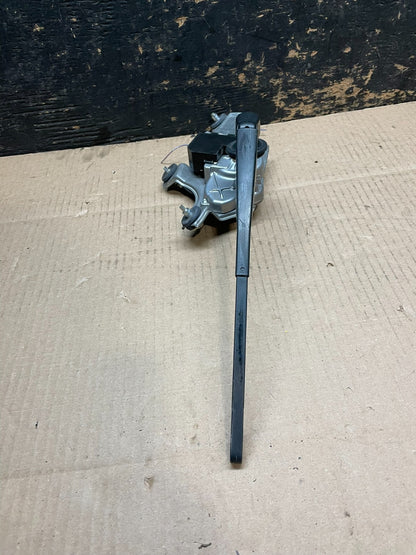 2011-2020 Toyota Sienna Rear Windshield Washer Wiper Motor W5945 DG2