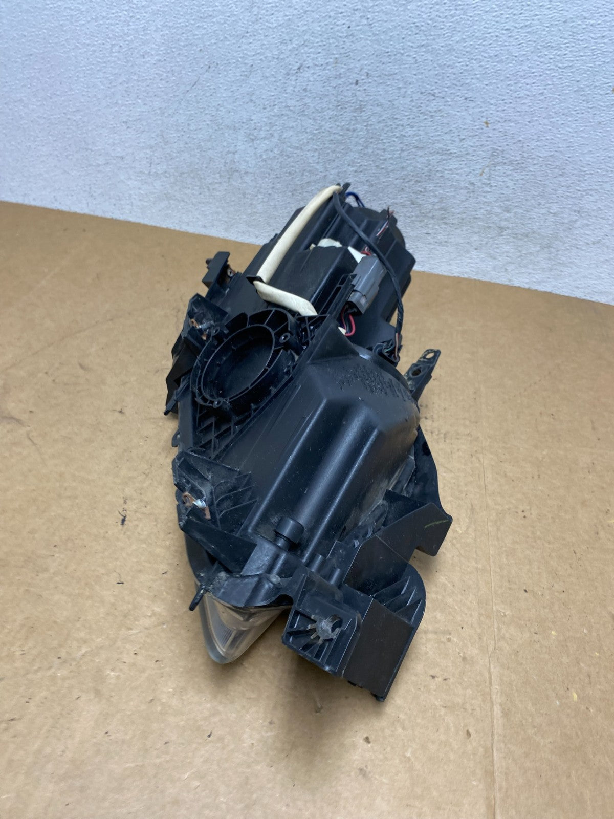 Halogen 2007 2008 2009 Mazda CX-7 Left Driver Headlight AE3224 DW6
