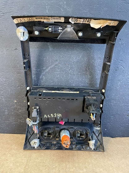 2004 to 2008 Ford F150 Radio Climate Dash Bezel Surround Black ac5241 DG5