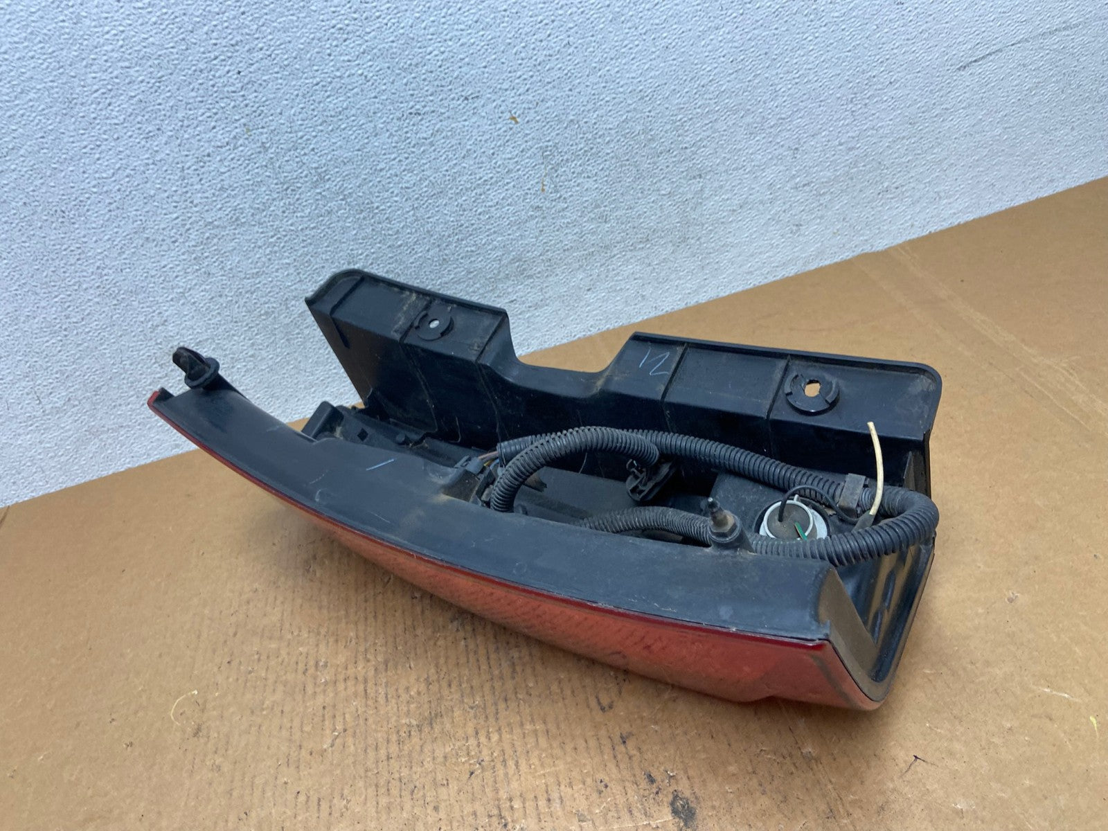 2007 to 2014 Cadillac Escalade Right Passenger RH Side Tail Light AD9319 LK7