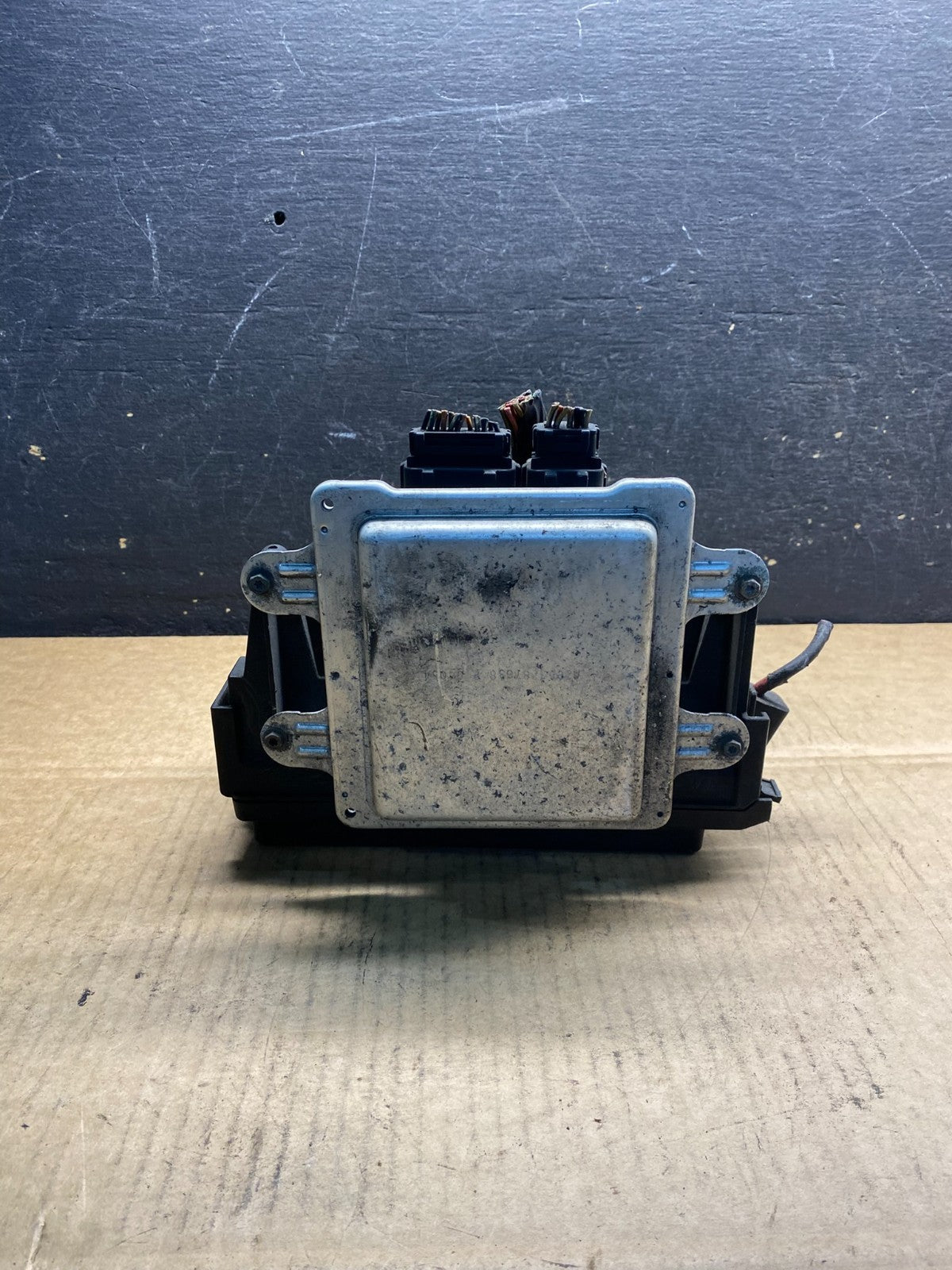 2008 Dodge Durango Multifunction Unit Module Fuse Box Body Control Oem AB3966 DG4