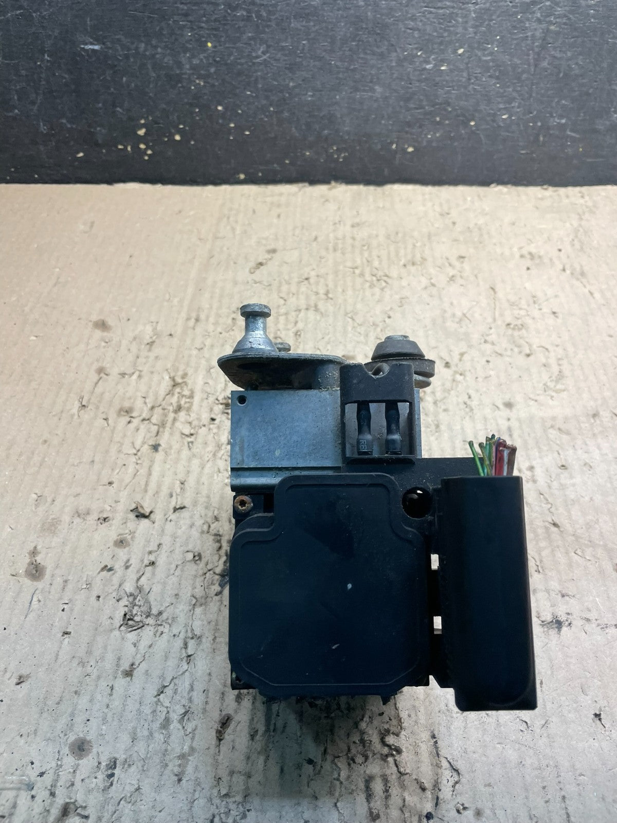 1998 1999 Mercedes E300 E320 ABS Anti Lock Brake Pump Module X0987 DG4