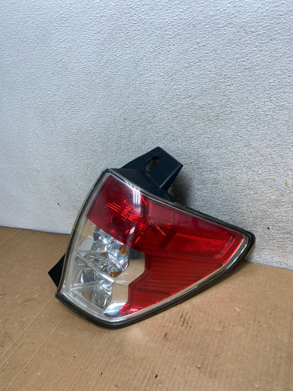 2009-2013 Subaru Forester Right Passenger Rh Side Tail Light AI8416 LK1