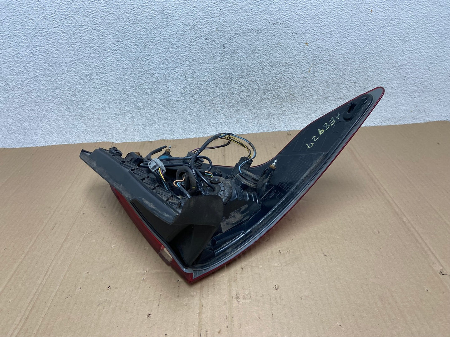2011-2015 Ford Explorer Police Package Right Passenger Side Tail light AE8929 LK4