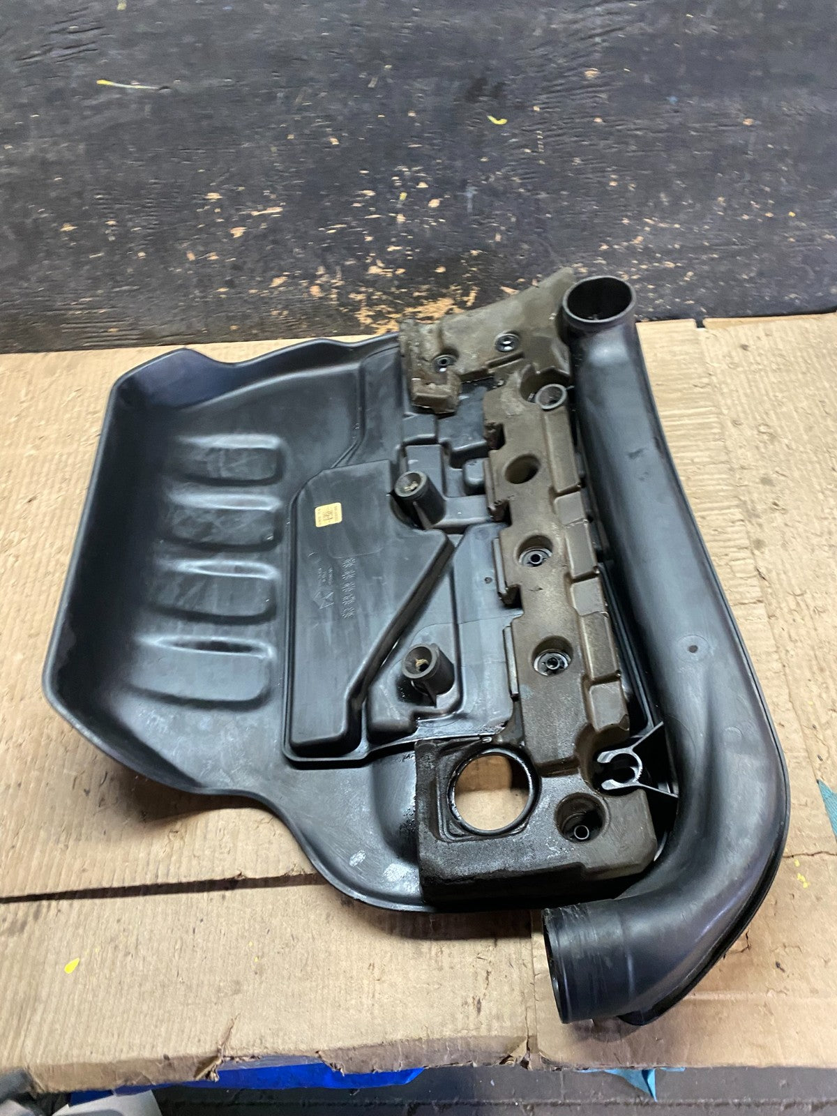2013 to 2016 Dodge Dart 2.0L Engine Motor Cover Shield w6235 DG6