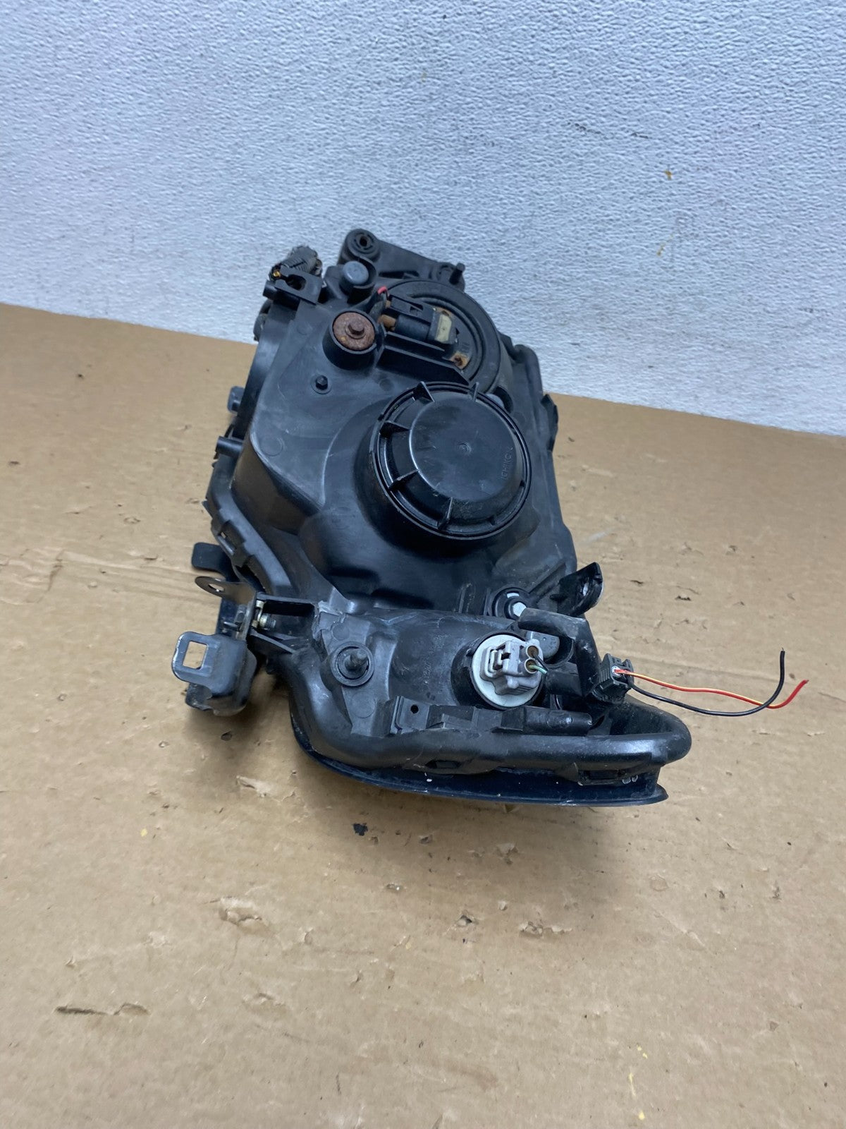 2006-2008 Subaru Forester Right Passenger Rh Headlight Halogen AD4057 DW8