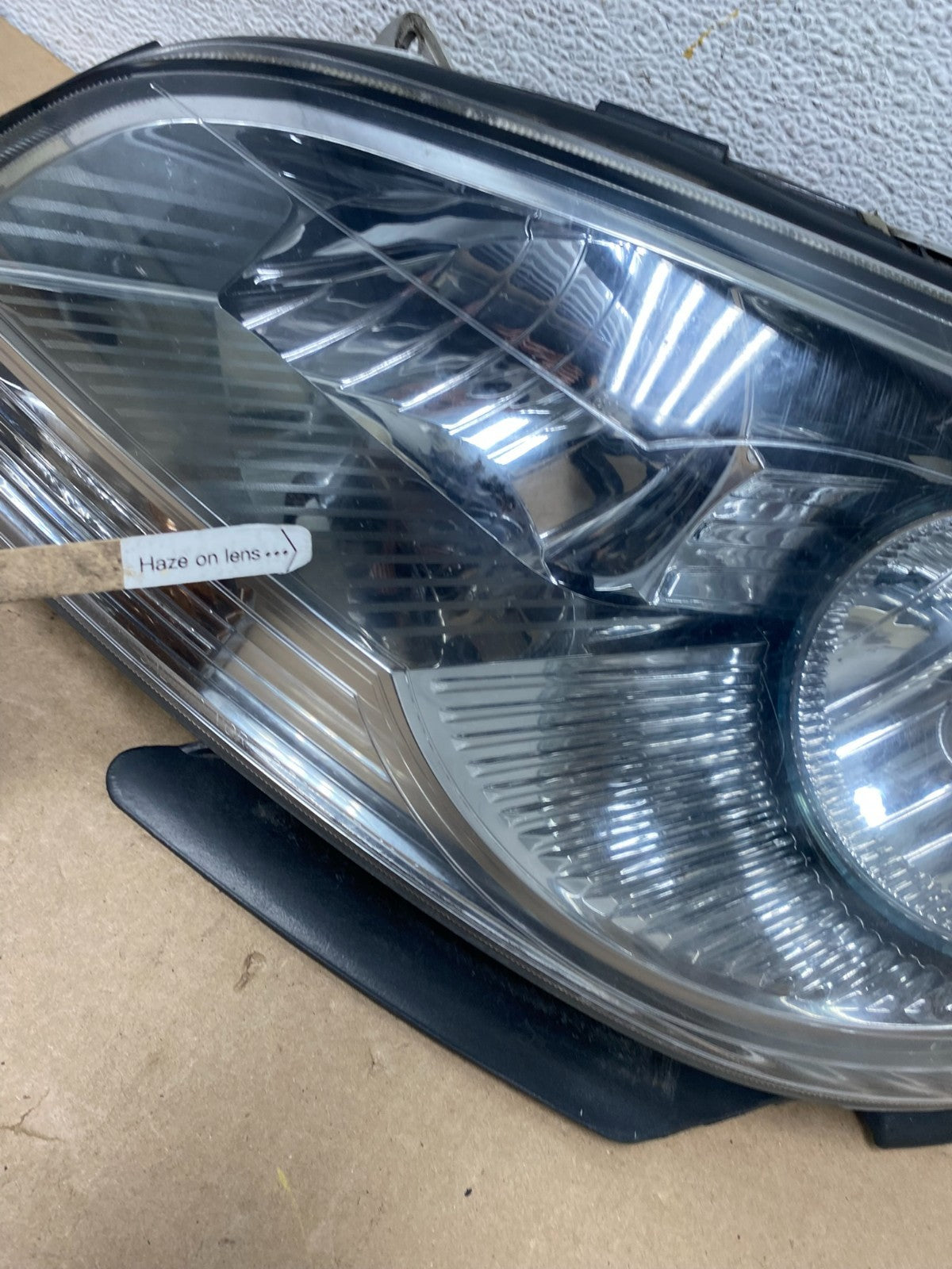 2008 to 2012 Chevrolet Malibu Left+Right Side Set Headlights AE6879 DW6