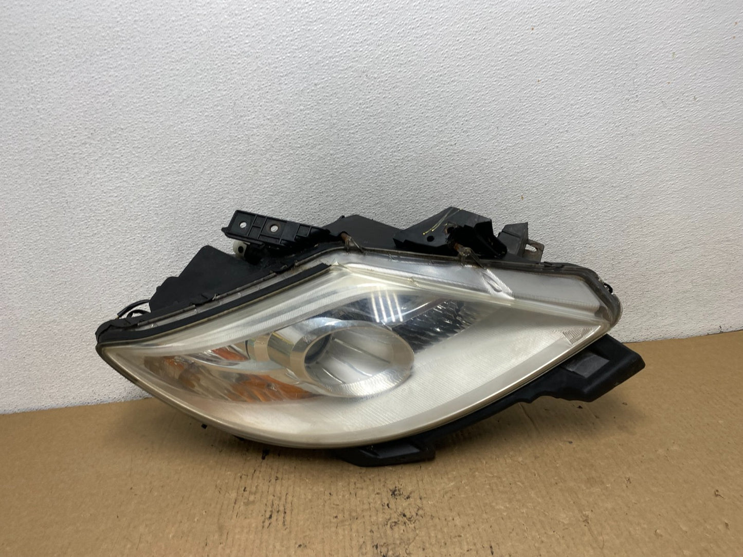 2010 - 2012 Mazda Cx9 Cx-9 Right Passenger RH Headlight Xenon HID AG2342 DW0