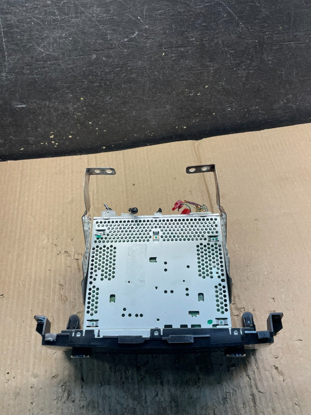 2013 to 2015 Nissan Altima Radio Cd Mp3 Player AUX Port X4158 DG5