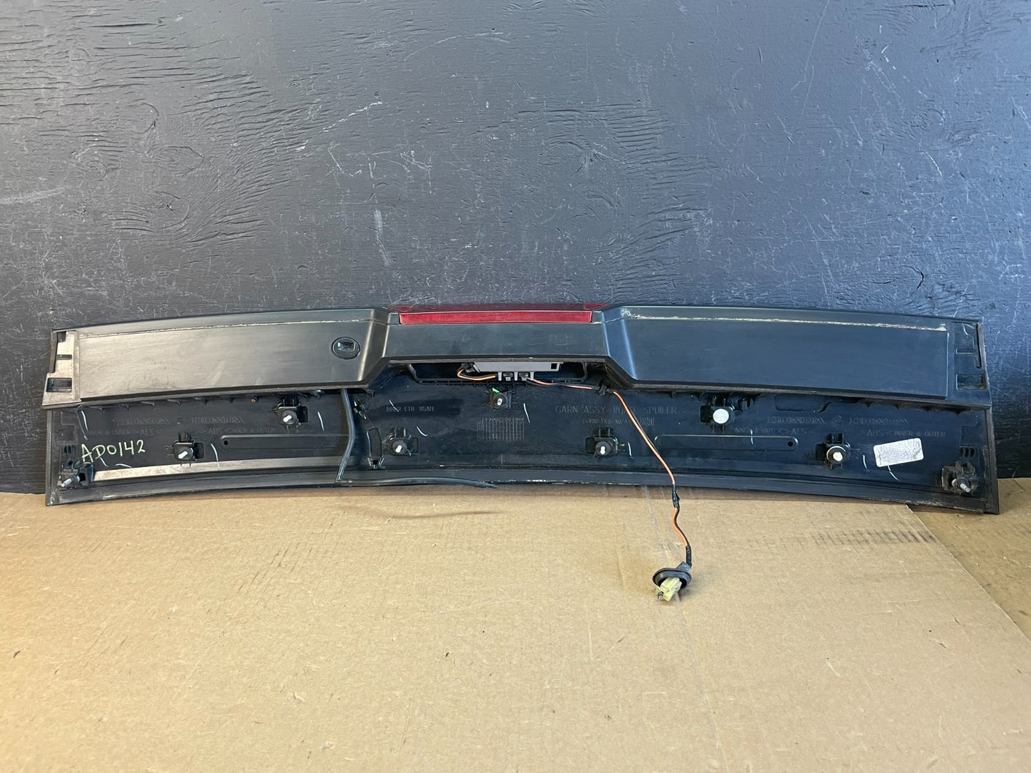 2011 to 2017 Honda Odyssey Rear Trunk Spoiler Gate AD0142 DG5