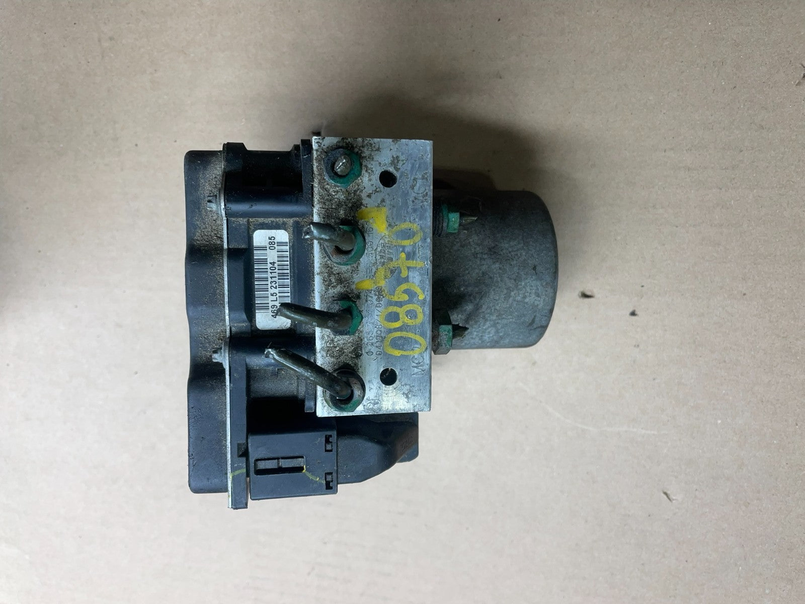 2005 - 2009 Land Rover LR3 ABS Anti Lock Brake Pump Module p7548 DG2