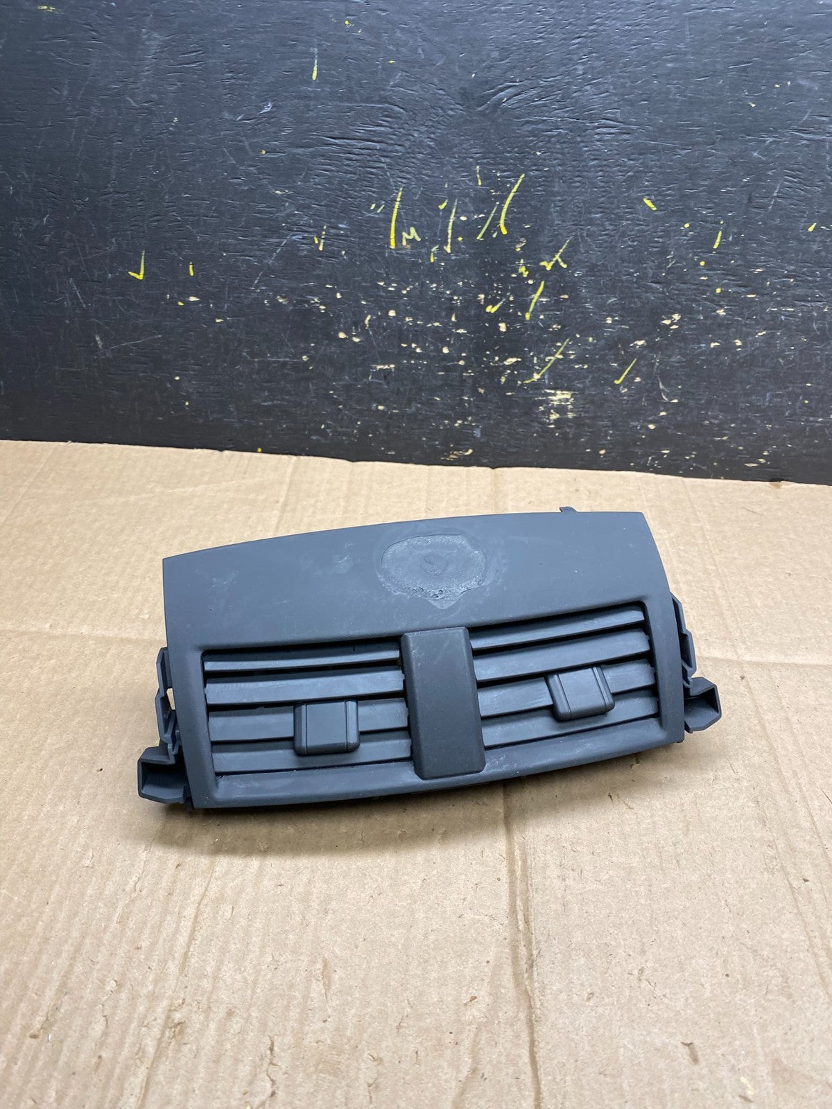 2006-2012 Toyota RAV4 Front Center Dash Air Vent Bezel 55670-42050 OEM AA4722 DG0