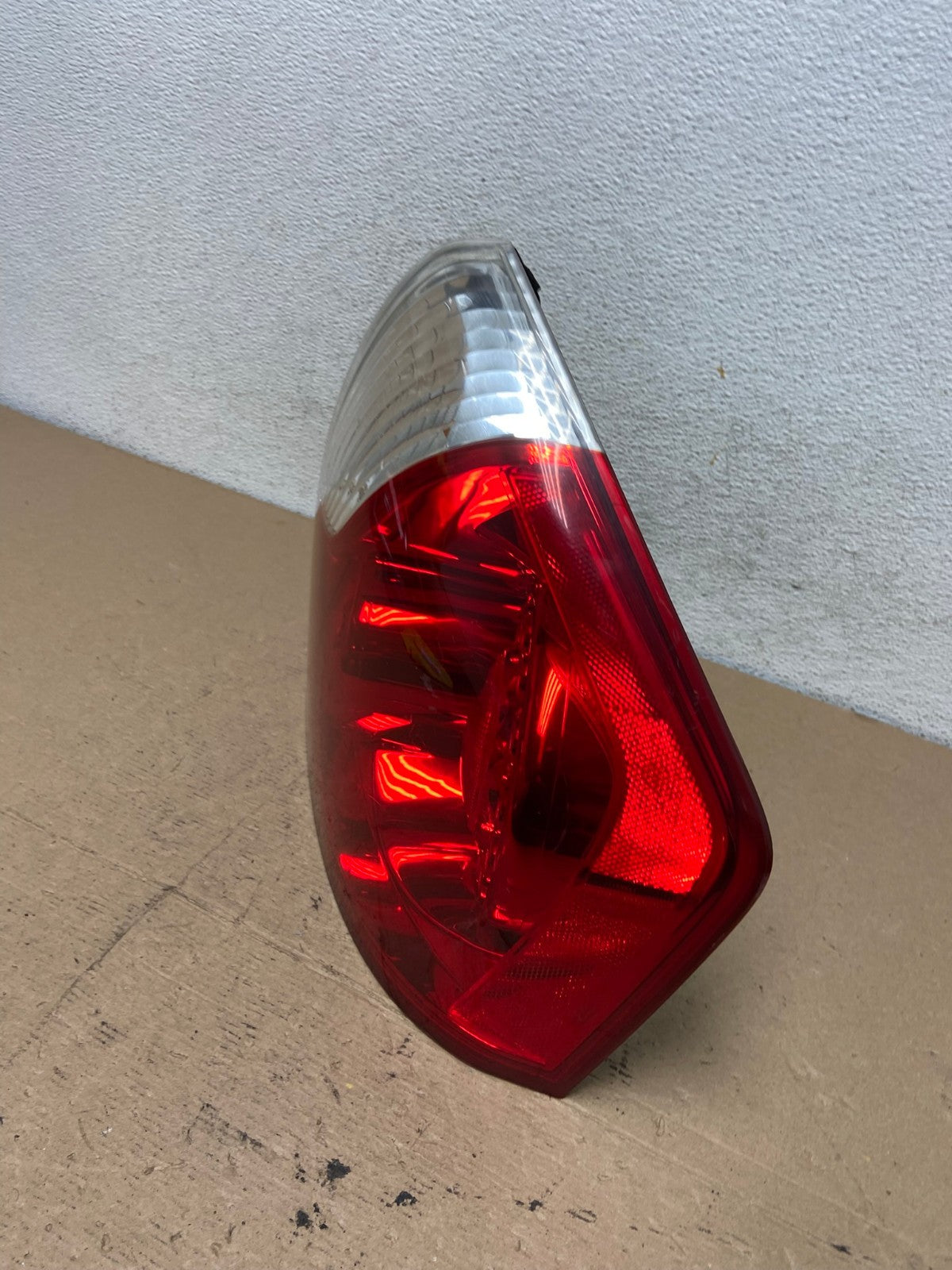 2006 2007 Infiniti M35 M35X M45 Right Passenger Side Tail Light AF4782 LK1