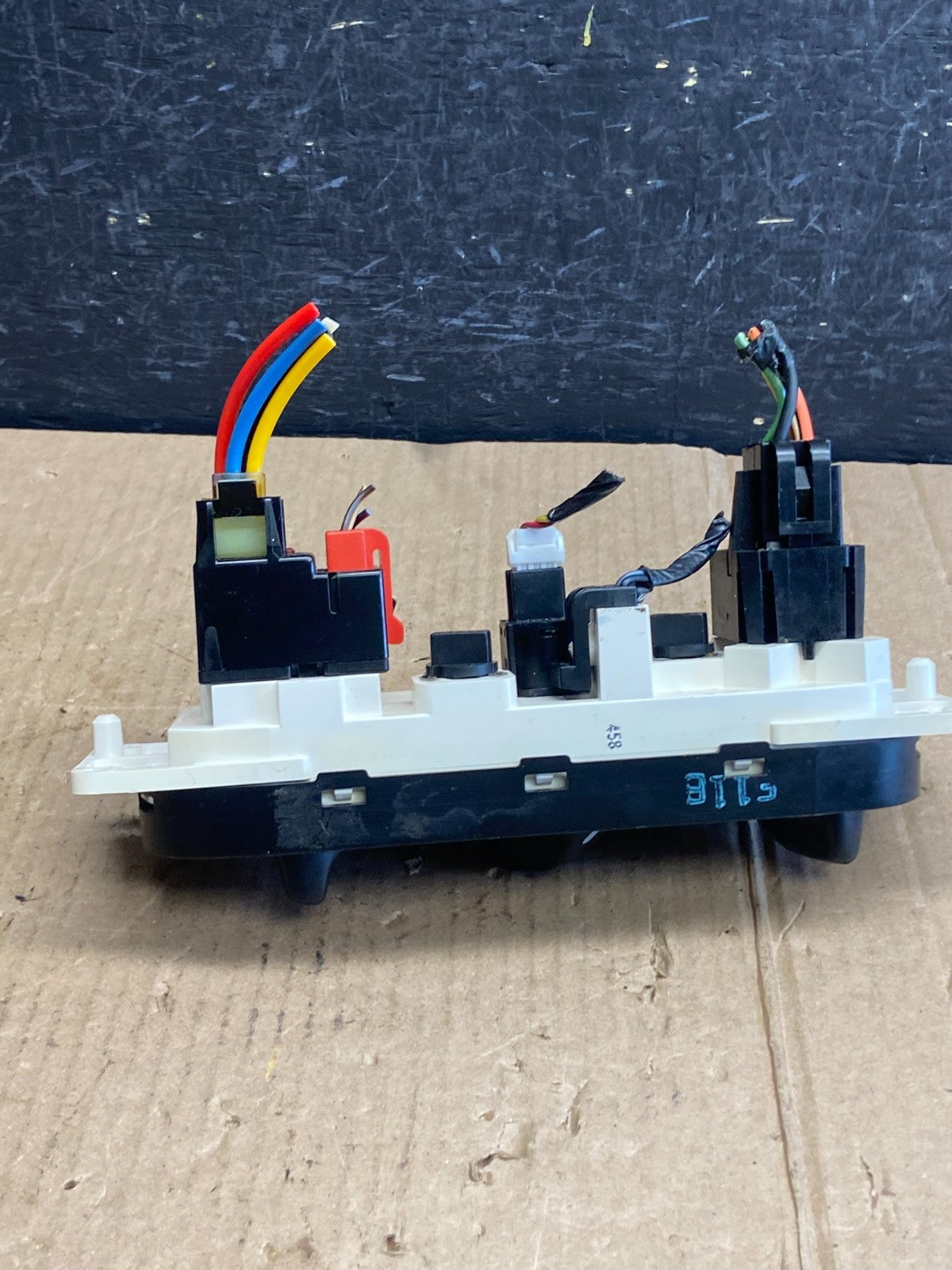 1997 to 2004 Ford F150 F250 Expedition Heater A/C Climate Control AE38543