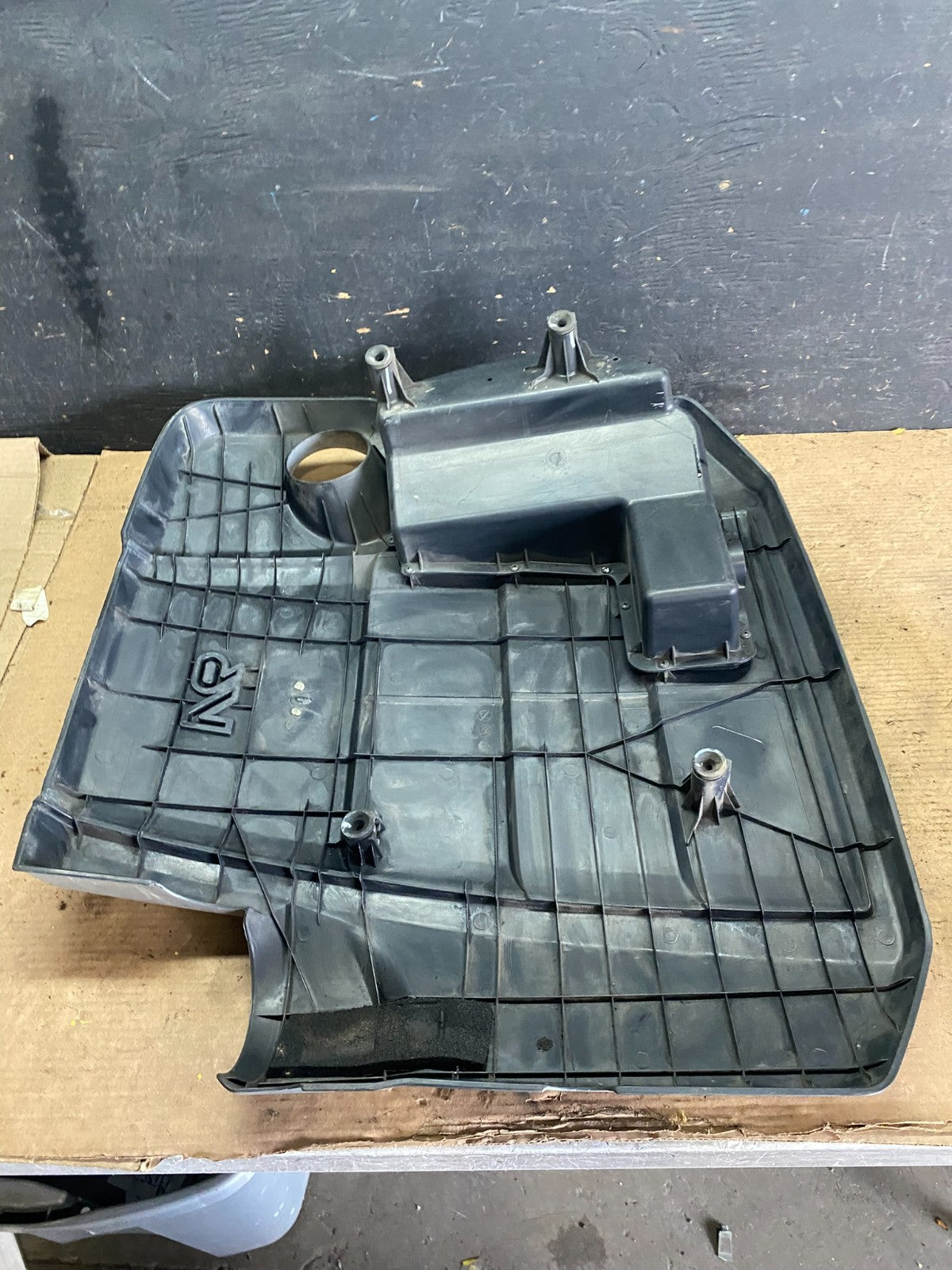 2009 to 2012 Hyundai Genesis 3.8L Engine Motor Shield Cover OEM P0211 DG7