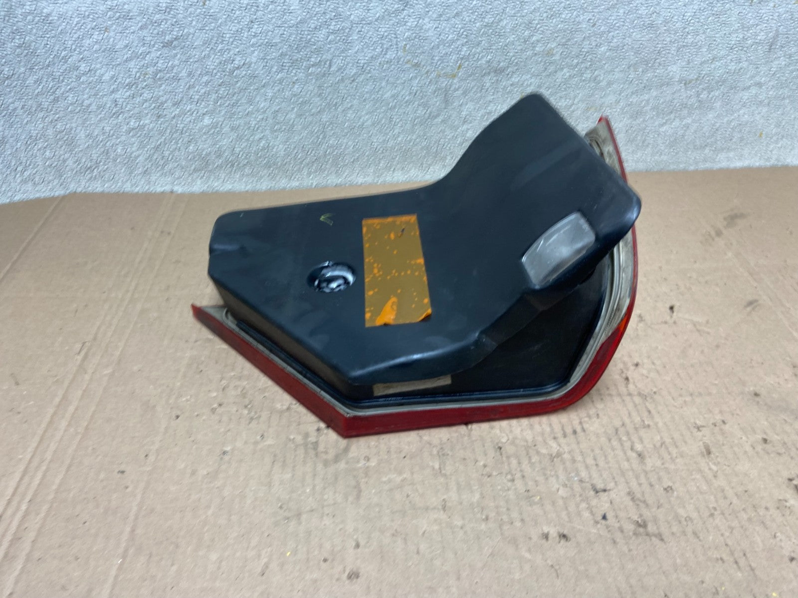 1992-1994 Mercedes W140 S600SEL S600 Right Passenger RH Tail light OEM Y0148 DG5