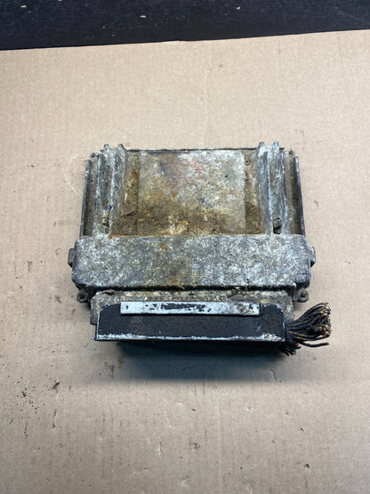 2001-2002 Silverado Tahoe Engine Computer Module 12200411 ECM ECU AG5974 DG1