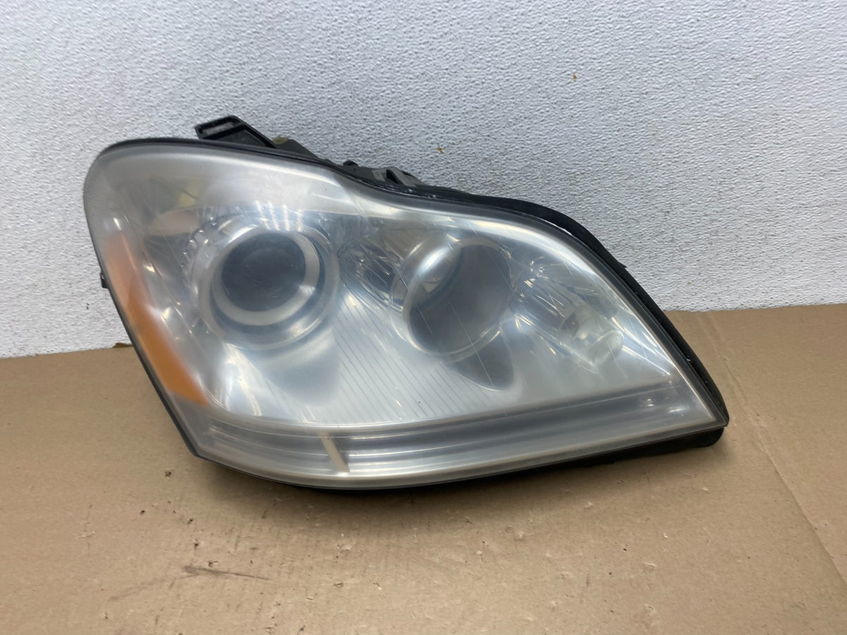 2007 to 2009 Mercedes GL-Class GL450 Right Passenger Headlight AG3396 DW0
