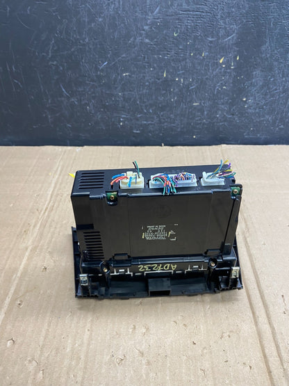 2002 - 2003 Lexus ES300 Center Dash A/C AC Heater Climate Control Unit ad7232 DG7