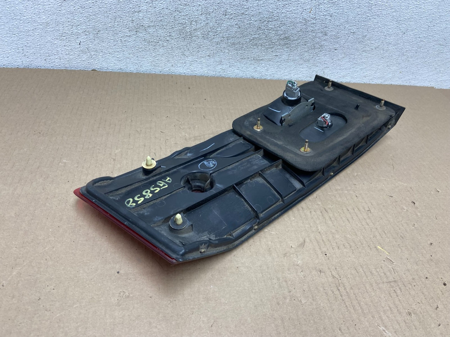 2002-2004 Honda Odyssey Right Passenger RH Side Tail Light Inner AG5858 DW6