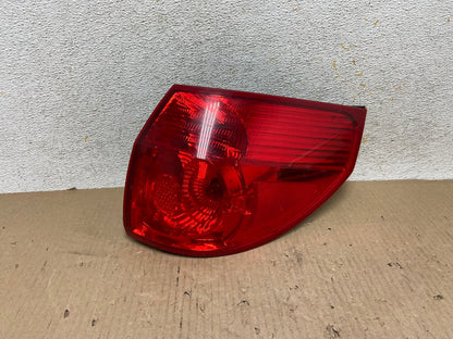 2006 - 2010 Toyota Sienna Right Passenger Side Tail Light AH5858 LK0