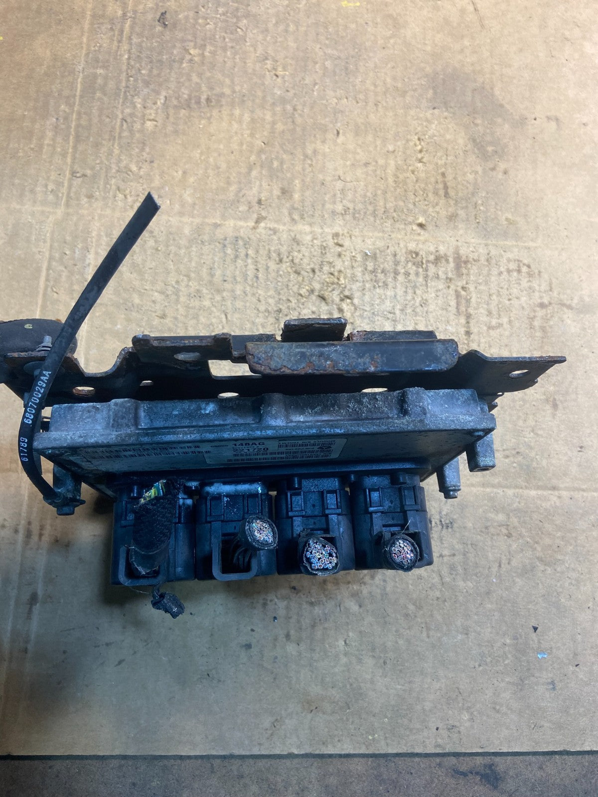 2011 Jeep Grand Cherokee 5.7L ECM ECU Engine Control Computer Modul y4653 DG2