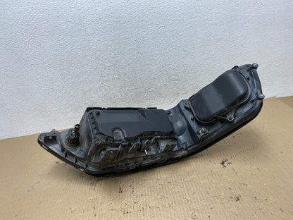 2005 to 2011 Lincoln Town Car Left Driver LH Side Headlight AF6062 DW5