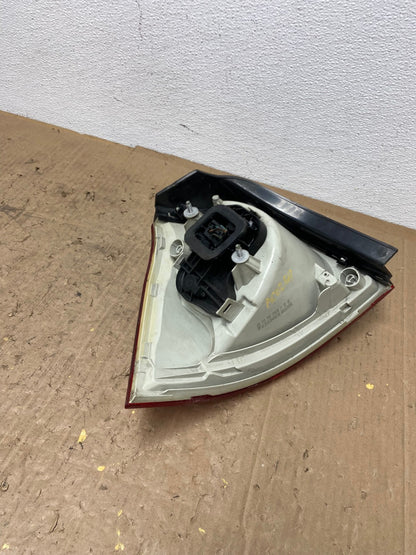 2006 2007 2008 Volkswagen Golf MK5 5 Right Passenger Tail Light Oem AC0259 LK4