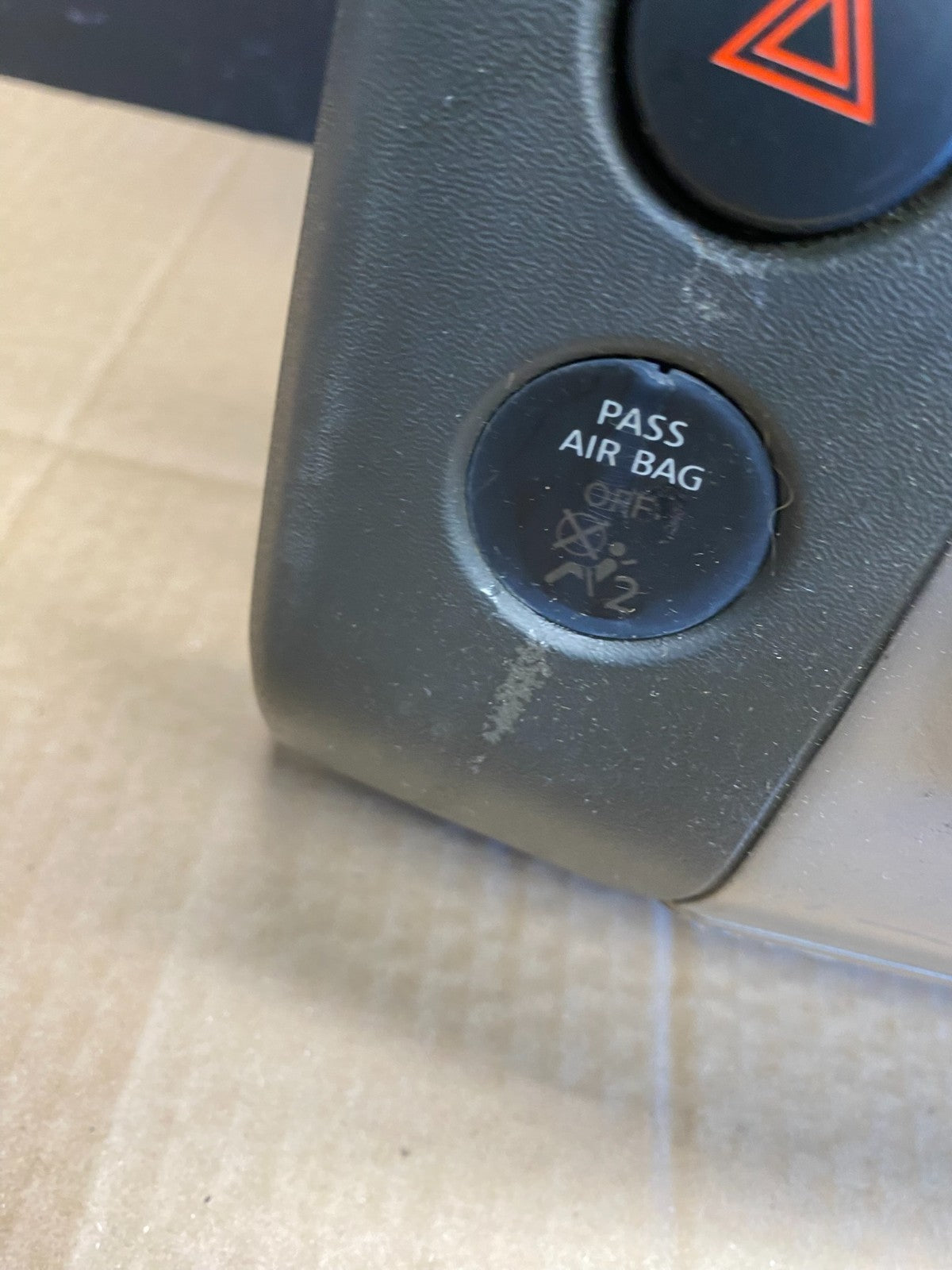 2005-2008 Nissan Pathfinder Radio A/C Heat Temperature Climate Control AC9264 DG2
