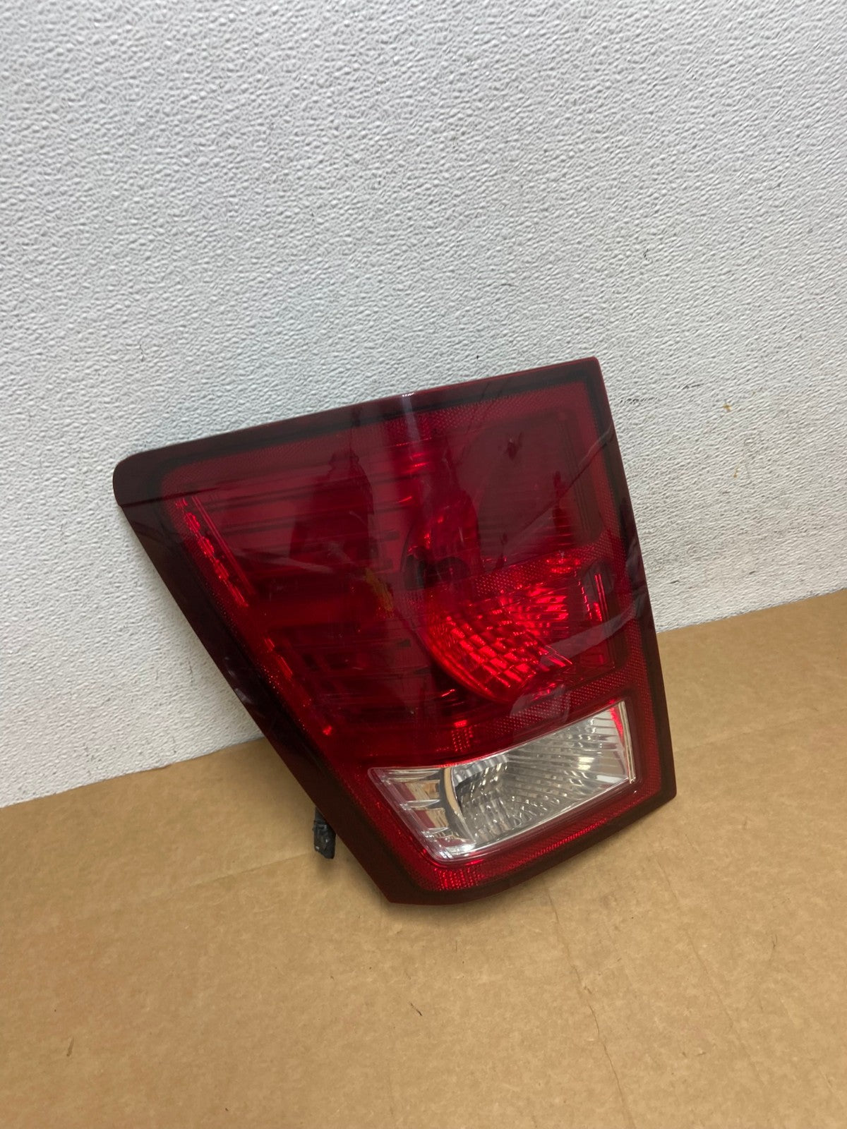 2007 2008 2009 2010 Jeep Grand Cherokee Left Driver Lh Tail Light AD4444 LK2