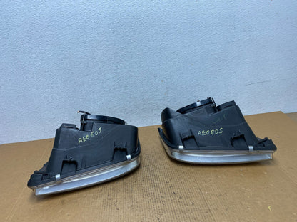 2002 to 2004 Volkswagen Jetta Left+Right Headlights AE0605 DW7